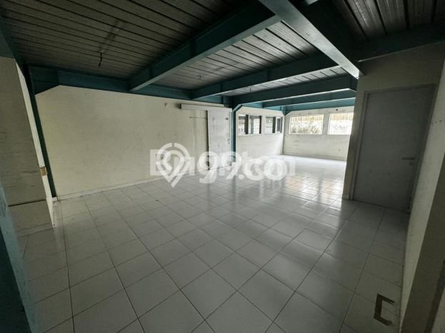 Gudang Dijual di Badung LT 800m2 & LB 674m2 Lokasi Terbaik! Gudang Dijual di Badung LT 800m2 & LB 674m2 Lokasi Terbaik!