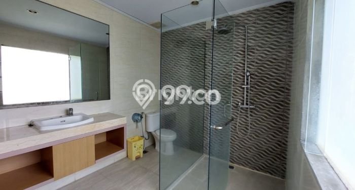 Peluang Langka! Vila di , Area 200m2m², Kawasan Berkembang dengan nilai naik Peluang Langka! Vila di , Area 200m2m², Kawasan Berkembang dengan nilai naik