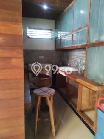 Lokasi terbaik! Rumah siap huni dikontrakkan di Kerobokan LB 160m2 Lokasi terbaik! Rumah siap huni dikontrakkan di Kerobokan LB 160m2