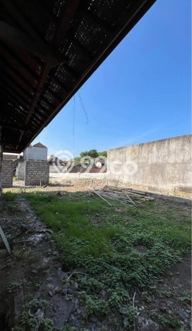 Tanah Disewa Strategis di Denpasar Luas 400m2 Tanah Disewa Strategis di Denpasar Luas 400m2