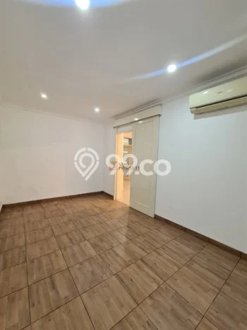 Disewakan Rumah Konsep Modern di Kembangan Jakarta Barat dengan 3 KT Disewakan Rumah Konsep Modern di Kembangan Jakarta Barat dengan 3 KT