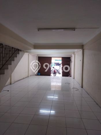 Ruko Bagus Dijual LB 200m2 Lokasi Strategis Jakarta Utara Area Cocok untuk Bisnis Ruko Bagus Dijual LB 200m2 Lokasi Strategis Jakarta Utara Area Cocok untuk Bisnis