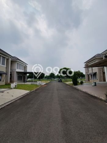 Rumah Minimalis 3 Kamar LT 180m2 di Suvarna Sutera Rumah Minimalis 3 Kamar LT 180m2 di Suvarna Sutera