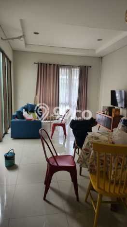 Rumah sewa siap huni 5 KT di BSD Green Wich, Tangerang Rumah sewa siap huni 5 KT di BSD Green Wich, Tangerang