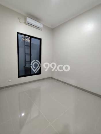 Dijual Rumah Strategis Bagus Punya 4 KT di Serpong Utara Tangerang Selatan SHM Dijual Rumah Strategis Bagus Punya 4 KT di Serpong Utara Tangerang Selatan SHM