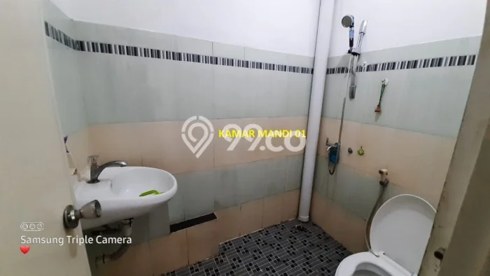 Rumah Nyaman area , 2 KM, Lingkungan Strategis, LT 90m2m² LB 90m2m² Rumah Nyaman area , 2 KM, Lingkungan Strategis, LT 90m2m² LB 90m2m²