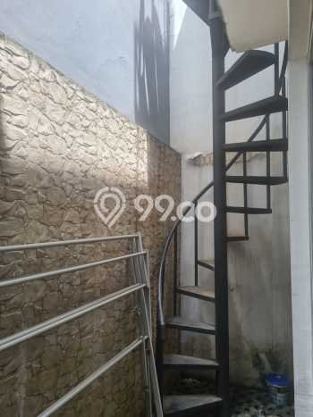 Ready to Use! Luxury House LT 128m2 Desain Elegan di BSD Castilla Ready to Use! Luxury House LT 128m2 Desain Elegan di BSD Castilla