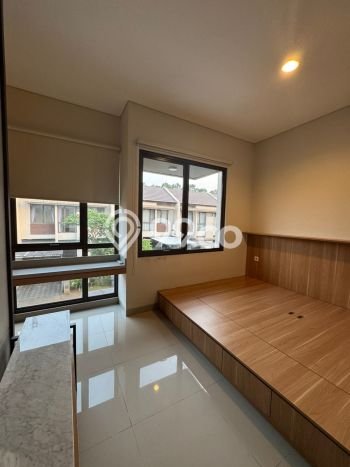 Rumah Luas Asri 3 KT Siap Pakai di BSD Vanya Park Tangerang Rumah Luas Asri 3 KT Siap Pakai di BSD Vanya Park Tangerang