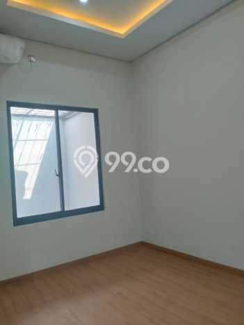 Rumah Modern LT 102m² Siap Huni di Kompleks Perumahan Alam Sutera, Tangerang Rumah Modern LT 102m² Siap Huni di Kompleks Perumahan Alam Sutera, Tangerang