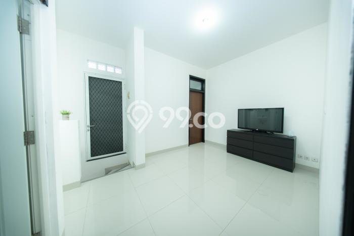 For Sale! Premium House LT 90m2 Desain Modern di Alam Sutera For Sale! Premium House LT 90m2 Desain Modern di Alam Sutera