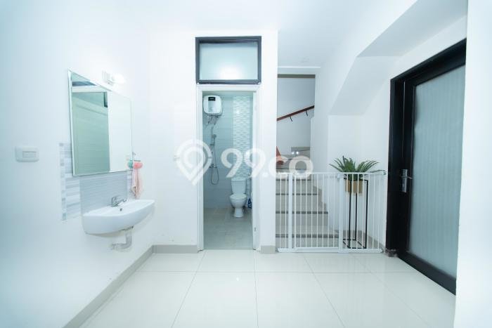 For Sale! Premium House LT 90m2 Desain Modern di Alam Sutera For Sale! Premium House LT 90m2 Desain Modern di Alam Sutera