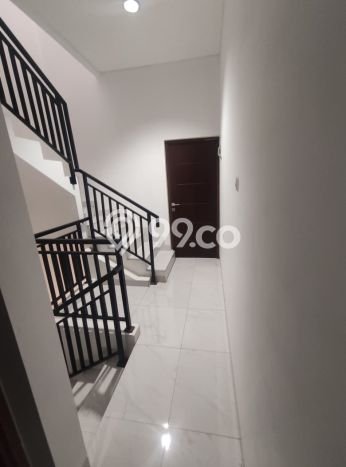 Dijual Hunian Rumah Terawat 3 KT di Duri Kepa, Jakarta Barat Dijual Hunian Rumah Terawat 3 KT di Duri Kepa, Jakarta Barat