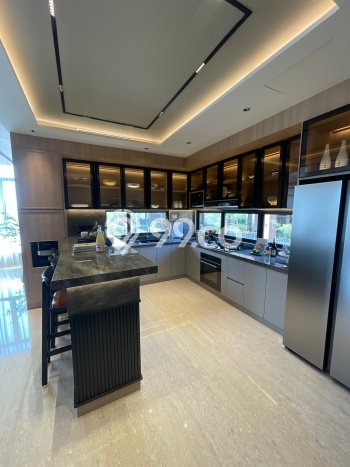 For Sale! Luxury House LT 180m2 Desain Elegan di BSD For Sale! Luxury House LT 180m2 Desain Elegan di BSD