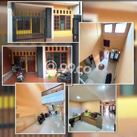 Dijual Rumah 4 Kamar Lokasi Strategis Nyaman dan Strategis di Tebet Dijual Rumah 4 Kamar Lokasi Strategis Nyaman dan Strategis di Tebet