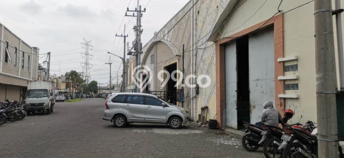 Untuk Dijual Gudang di Menganti Gresik LT 225m2 / LB 225m2 Untuk Dijual Gudang di Menganti Gresik LT 225m2 / LB 225m2