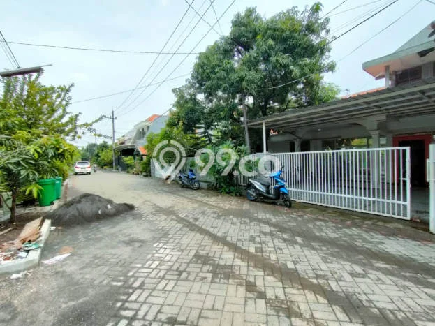 Rumah Strategis Minimalis Lb 404m2 di Tenggilis Mejoyo, Surabaya Rumah Strategis Minimalis Lb 404m2 di Tenggilis Mejoyo, Surabaya