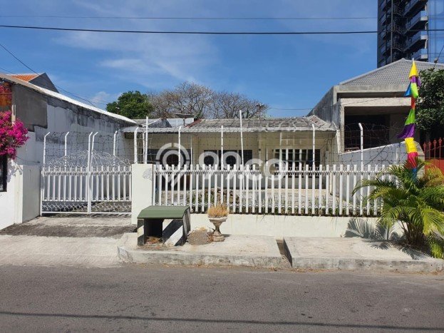Jual Rumah Favorit Siap Huni LB 352m2 di Dukuh Pakis, Surabaya Jual Rumah Favorit Siap Huni LB 352m2 di Dukuh Pakis, Surabaya