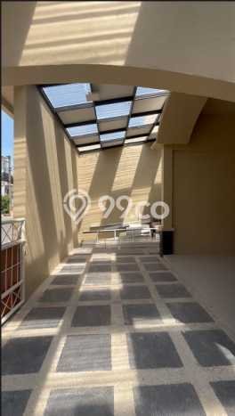Rumah Modern Cantik 4 KT Bisa Langsung Pindah di Sidoarjo Rumah Modern Cantik 4 KT Bisa Langsung Pindah di Sidoarjo
