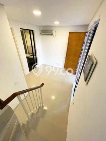 Dijual Hunian Rumah Terawat 2 KT di Citraland, Surabaya Dijual Hunian Rumah Terawat 2 KT di Citraland, Surabaya