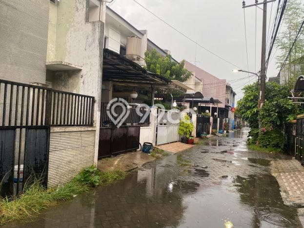 Hunian Cantik Minimalis Lb 120m2 di Tambaksari, Surabaya Hunian Cantik Minimalis Lb 120m2 di Tambaksari, Surabaya