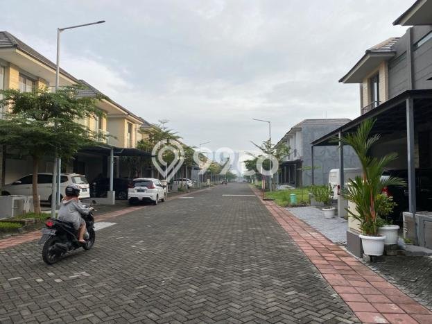 Siap Huni Hunian Elit 4 Kamar di Rungkut Dekat ke Mana Saja Siap Huni Hunian Elit 4 Kamar di Rungkut Dekat ke Mana Saja