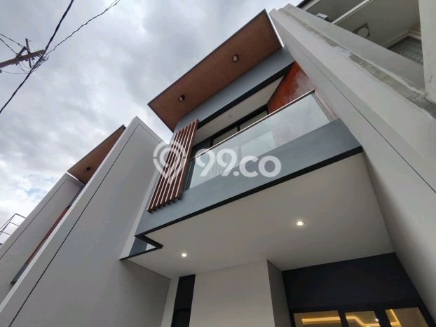 Rumah Minimalis 3 Kamar LT 82m2 di Mulyosari Rumah Minimalis 3 Kamar LT 82m2 di Mulyosari