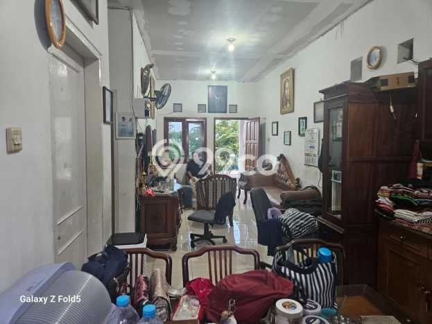 Dijual Cepat Rumah Favorit Siap Huni LB 180m2 di Waru, Sidoarjo Dijual Cepat Rumah Favorit Siap Huni LB 180m2 di Waru, Sidoarjo