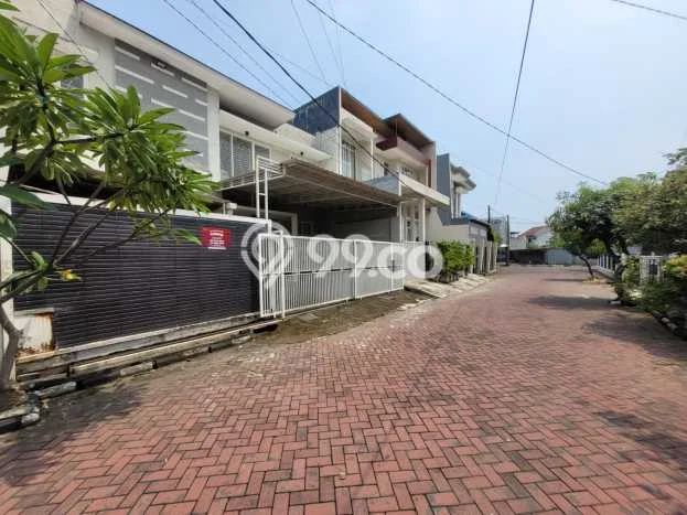 Jual Rumah Strategis Bagus Punya 3 KT di Tenggilis Mejoyo Surabaya SHM Jual Rumah Strategis Bagus Punya 3 KT di Tenggilis Mejoyo Surabaya SHM