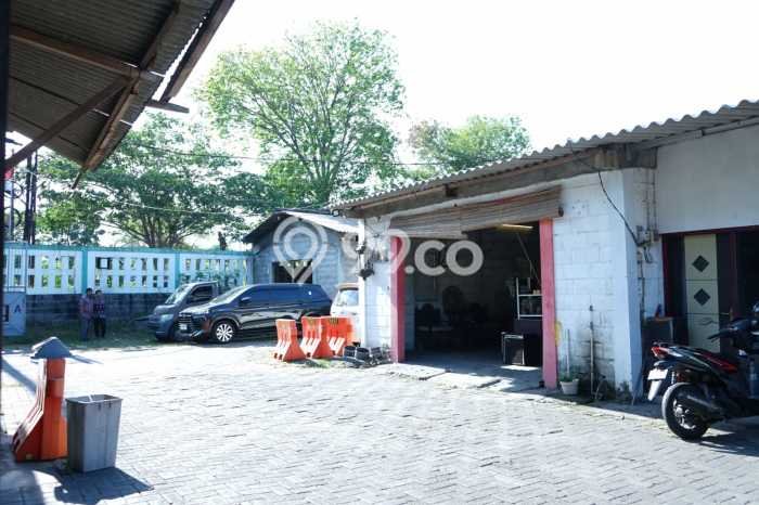 Tanah Strategis Dijual di Jambangan Surabaya 1886m2 Tanah Strategis Dijual di Jambangan Surabaya 1886m2