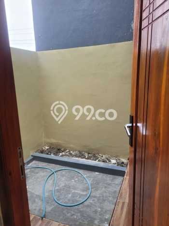Rumah Berkualitas di Wiyung, Surabaya, Luas 102m2m² Bangunan 80m2m² - HARGA NEGO! Rumah Berkualitas di Wiyung, Surabaya, Luas 102m2m² Bangunan 80m2m² - HARGA NEGO!