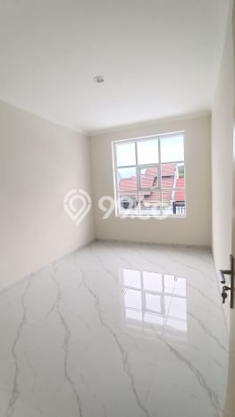 Jual Rumah Modern 4 KT di Ketintang, Surabaya Jual Rumah Modern 4 KT di Ketintang, Surabaya