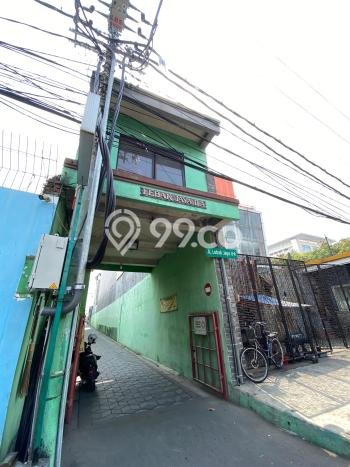 For Sale Rumah 3 Kamar Lokasi Ideal Nyaman dan Strategis di Kenjeran For Sale Rumah 3 Kamar Lokasi Ideal Nyaman dan Strategis di Kenjeran