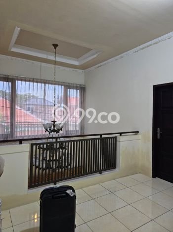 Jual Rumah Strategis Bagus Punya 5 KT di Tambaksari Surabaya SHM Jual Rumah Strategis Bagus Punya 5 KT di Tambaksari Surabaya SHM