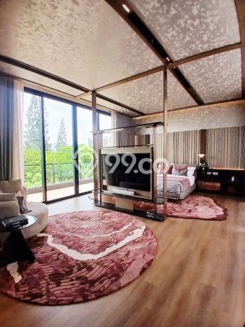 Hunian Eksklusif Siap Huni LT 726m2 di BSD, Tangerang Selatan Hunian Eksklusif Siap Huni LT 726m2 di BSD, Tangerang Selatan