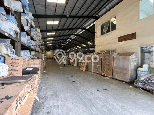 Lokasi Strategis! Dijual Gudang Bisnis di Kelapa Gading, Jakarta Utara Kondisi Bagus Lokasi Strategis! Dijual Gudang Bisnis di Kelapa Gading, Jakarta Utara Kondisi Bagus
