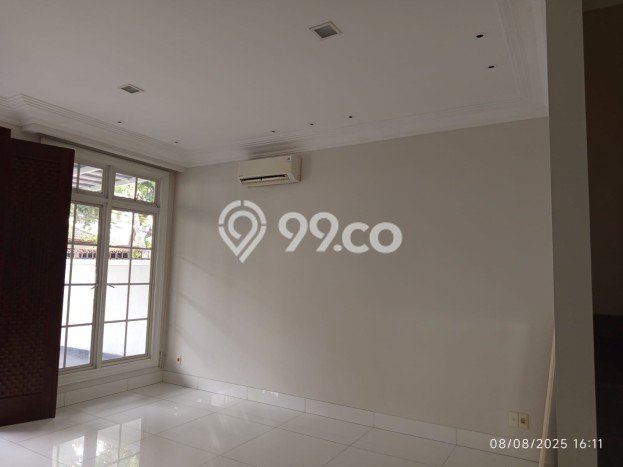Rumah Elit LB 220m2 Siap Pakai Desain Elegan di Pondok Indah, Jakarta Selatan Rumah Elit LB 220m2 Siap Pakai Desain Elegan di Pondok Indah, Jakarta Selatan