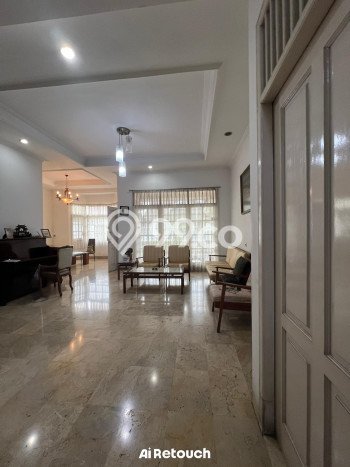 Rumah Elit Akses Mudah di Jakarta Selatan Rumah Elit Akses Mudah di Jakarta Selatan