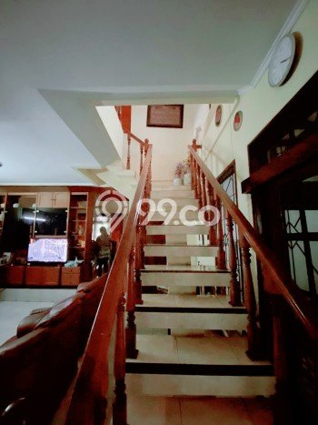 Rumah Mewah Siap Huni LT 235m2 di Cempaka Putih, Jakarta Pusat Rumah Mewah Siap Huni LT 235m2 di Cempaka Putih, Jakarta Pusat