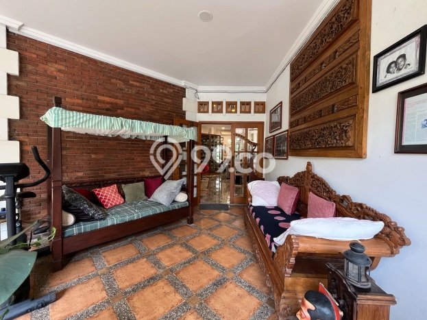 Siap Huni Rumah Mewah 6 Kamar di Jagakarsa Dekat ke Mana Saja Siap Huni Rumah Mewah 6 Kamar di Jagakarsa Dekat ke Mana Saja
