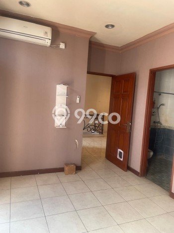 Ready to Use! Premium House LT 160m2 Desain Modern di Pondok Indah Ready to Use! Premium House LT 160m2 Desain Modern di Pondok Indah