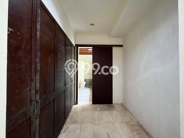 Hunian Terjangkau LT 1555m2 di Kemang Akses Mudah Hunian Terjangkau LT 1555m2 di Kemang Akses Mudah