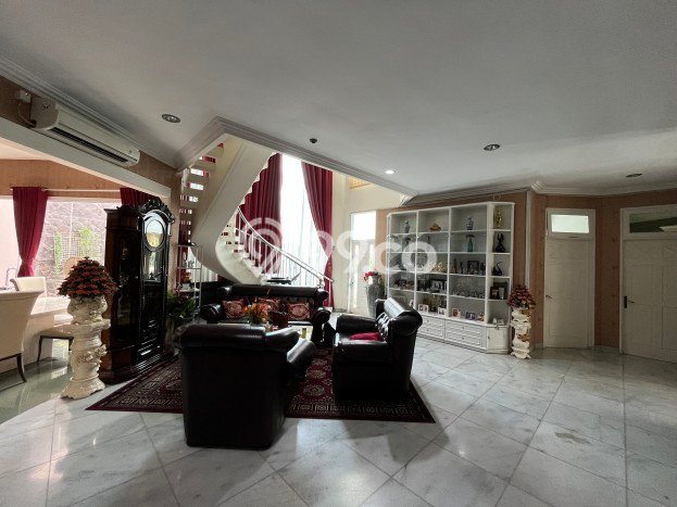 Dijual Rumah Luas Megah Dengan View Cantik di Kalideres, Jakarta Barat Dijual Rumah Luas Megah Dengan View Cantik di Kalideres, Jakarta Barat