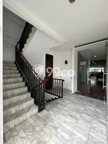 Ruko Dijual di Kebayoran Baru LT 150m2, LB 400m2 Solusi Investasi Cerdas Ruko Dijual di Kebayoran Baru LT 150m2, LB 400m2 Solusi Investasi Cerdas