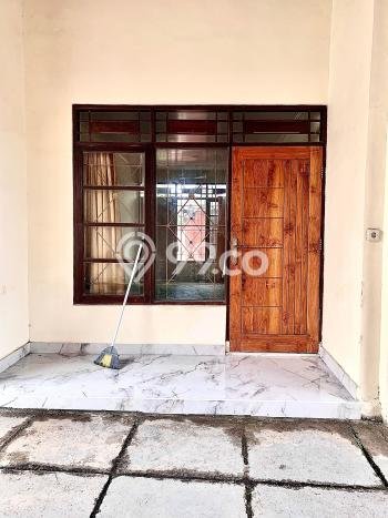 Rumah Disewakan Badung LT 150m2 LB 70m2 Area Jimbaran Rumah Disewakan Badung LT 150m2 LB 70m2 Area Jimbaran