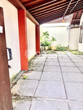 Rumah Disewakan Badung LT 150m2 LB 70m2 Area Jimbaran Rumah Disewakan Badung LT 150m2 LB 70m2 Area Jimbaran