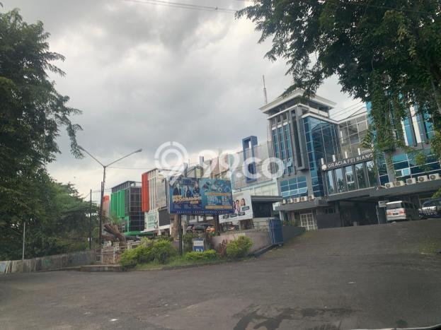Ruko Dijual di Prime Area Surabaya Luas 300m2 Ruko Dijual di Prime Area Surabaya Luas 300m2