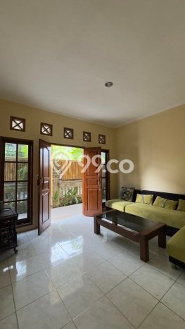 Ready to Use! Luxury House LT 210m2 Desain Modern di Kerobokan Ready to Use! Luxury House LT 210m2 Desain Modern di Kerobokan