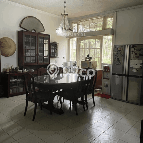 Dijual Rumah Taman Ada Kolam Renang di Pondok Labu Jakarta Selatan Dijual Rumah Taman Ada Kolam Renang di Pondok Labu Jakarta Selatan