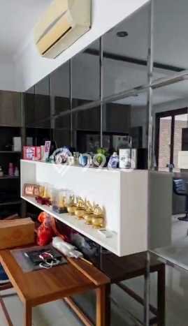 Dijual Rumah 2 Lantai Ada Kolam Renang Indoor di Taman Laguna Cibubur Dijual Rumah 2 Lantai Ada Kolam Renang Indoor di Taman Laguna Cibubur