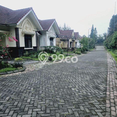 Dijual Rumah 2 Lantai di Kota Bunga Cipanas Cianjur Jawa Barat Dijual Rumah 2 Lantai di Kota Bunga Cipanas Cianjur Jawa Barat